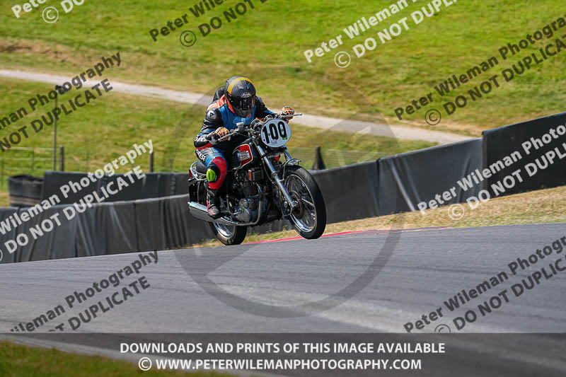 cadwell park;cadwell park photographs;cadwell trackday photographs;enduro digital images;event digital images;eventdigitalimages;peter wileman photography;racing digital images;trackday digital images;trackday photos